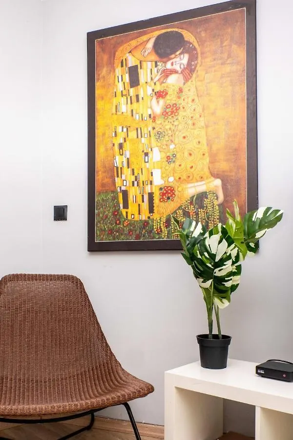 Fascinating Apartment Near Nisantasi And Trendy Attractions In Besiktas Istanbul 0*,  Turkey